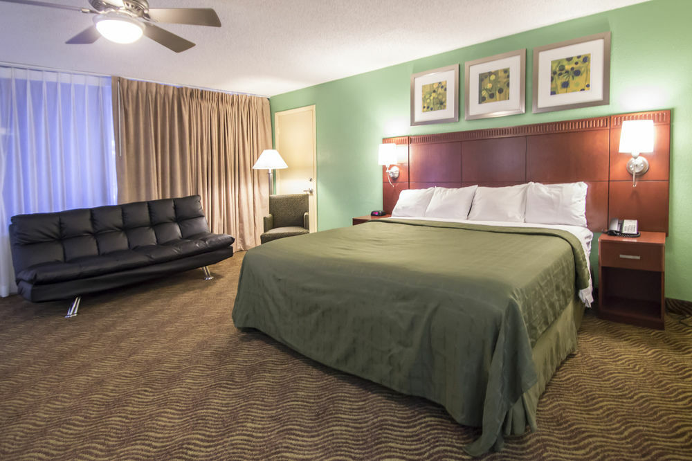 Quality Inn & Suites Airport-Cruise Port Χόλιγουντ Εξωτερικό φωτογραφία